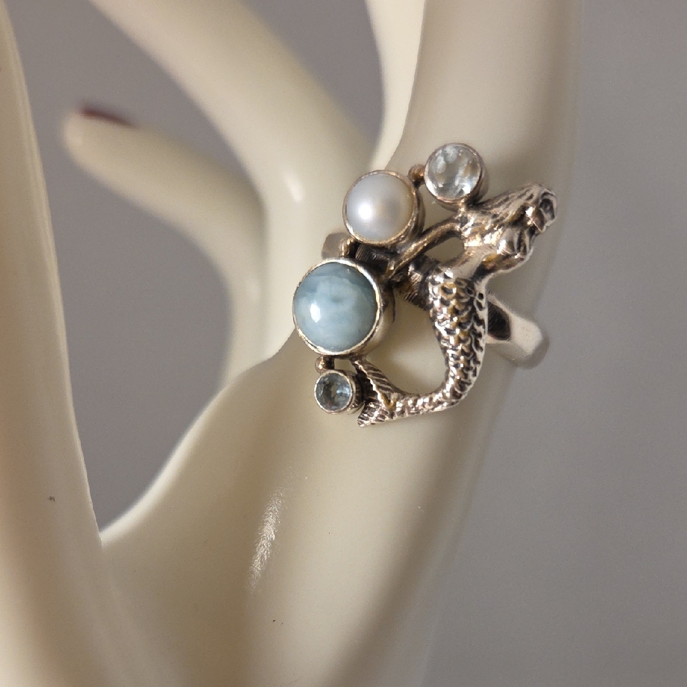 Silver 925 Mermaid Ring with Blue and White Stones